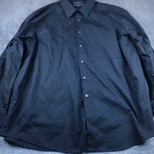 Men's Black Button-Up Dress Shirt